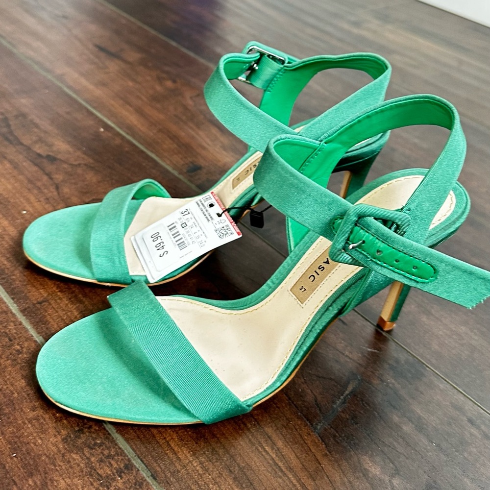 Green Zara Heels size 37
